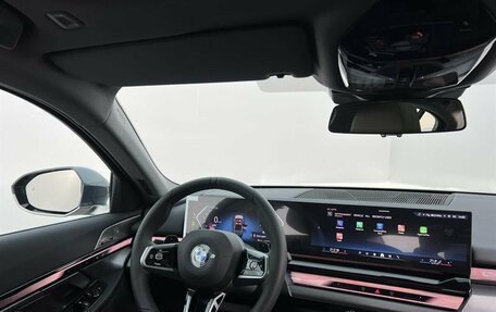 BMW 5 серия, 2025 год, 8 549 000 рублей, 12 фотография