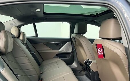 BMW 5 серия, 2025 год, 8 549 000 рублей, 11 фотография