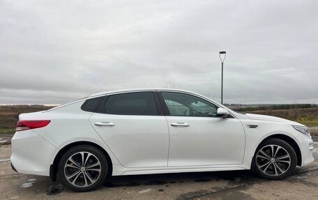 KIA Optima IV, 2017 год, 1 220 000 рублей, 10 фотография