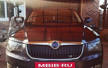 Skoda Superb III рестайлинг, 2009 год, 945 000 рублей, 2 фотография