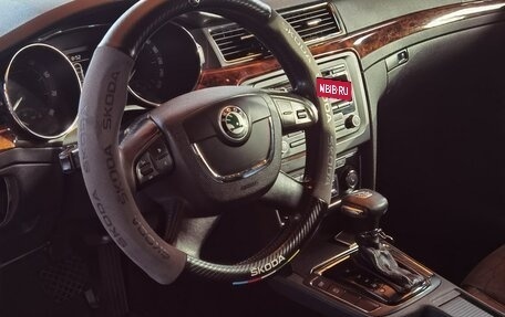 Skoda Superb III рестайлинг, 2009 год, 945 000 рублей, 11 фотография