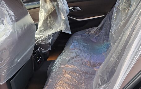 BMW 3 серия, 2021 год, 3 260 000 рублей, 10 фотография