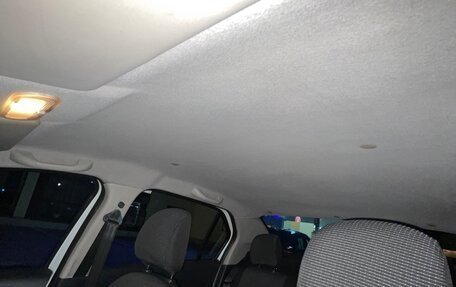 Renault Logan II, 2016 год, 380 000 рублей, 7 фотография