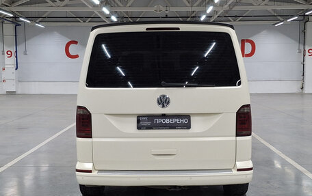 Volkswagen Multivan T6 рестайлинг, 2016 год, 2 999 950 рублей, 7 фотография