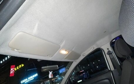 Renault Logan II, 2016 год, 380 000 рублей, 9 фотография