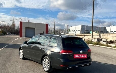 Volkswagen Golf VII, 2017 год, 1 530 000 рублей, 5 фотография