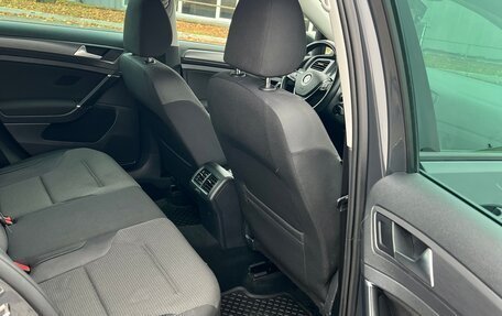 Volkswagen Golf VII, 2017 год, 1 530 000 рублей, 15 фотография