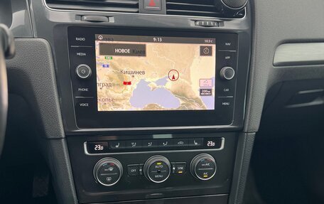 Volkswagen Golf VII, 2017 год, 1 530 000 рублей, 34 фотография