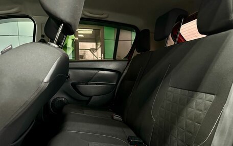 Renault Sandero II рестайлинг, 2016 год, 869 000 рублей, 26 фотография
