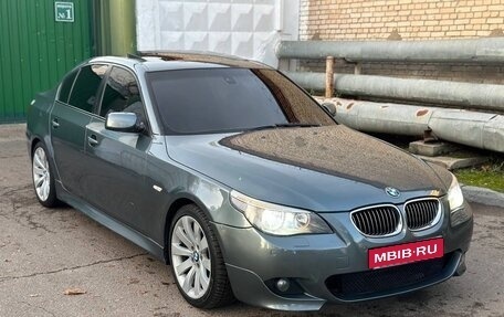 BMW 5 серия, 2003 год, 815 000 рублей, 1 фотография