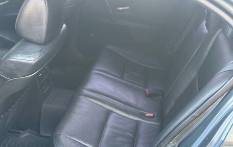 BMW 5 серия, 2003 год, 815 000 рублей, 11 фотография