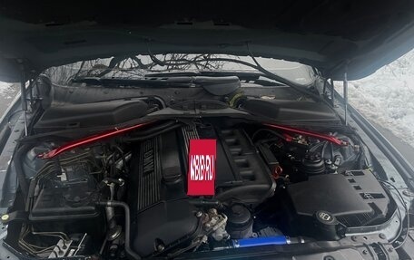 BMW 5 серия, 2003 год, 815 000 рублей, 14 фотография