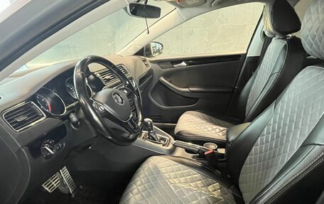 Volkswagen Jetta VI, 2018 год, 1 420 000 рублей, 7 фотография