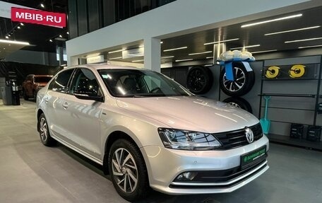 Volkswagen Jetta VI, 2018 год, 1 420 000 рублей, 3 фотография