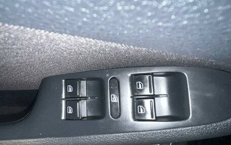 Volkswagen Jetta VI, 2018 год, 1 420 000 рублей, 13 фотография