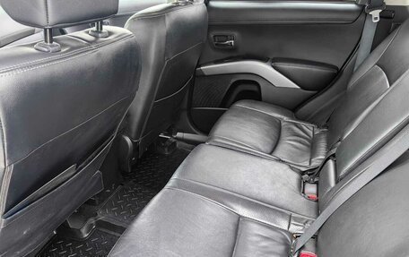 Mitsubishi Outlander III рестайлинг 3, 2011 год, 1 450 000 рублей, 3 фотография