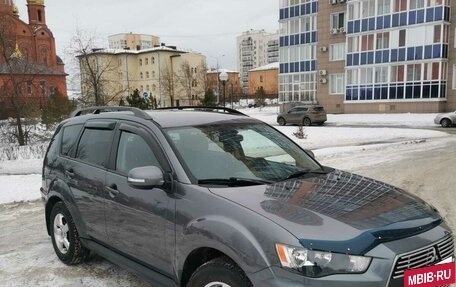 Mitsubishi Outlander III рестайлинг 3, 2011 год, 1 450 000 рублей, 5 фотография