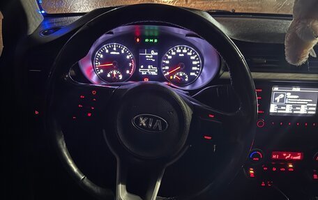 KIA Rio IV, 2019 год, 1 300 000 рублей, 9 фотография