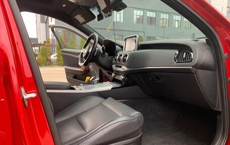 KIA Stinger I, 2018 год, 2 600 000 рублей, 13 фотография