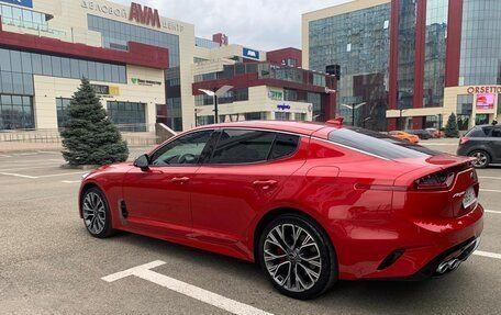KIA Stinger I, 2018 год, 2 600 000 рублей, 8 фотография