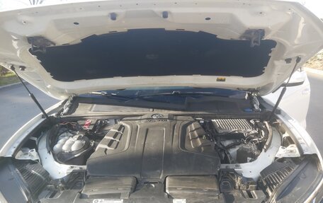 Volkswagen Touareg III, 2019 год, 5 850 000 рублей, 8 фотография