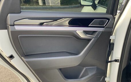 Volkswagen Touareg III, 2019 год, 5 850 000 рублей, 13 фотография