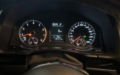 Volkswagen Scirocco III рестайлинг, 2011 год, 1 050 000 рублей, 10 фотография