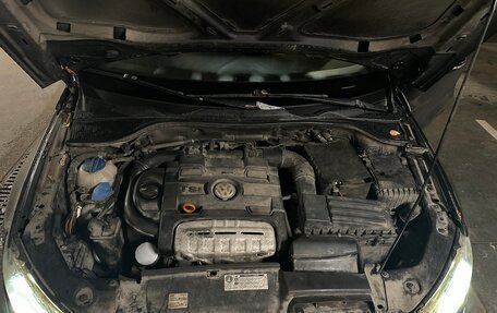 Volkswagen Scirocco III рестайлинг, 2011 год, 1 050 000 рублей, 12 фотография