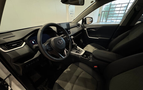 Toyota RAV4, 2025 год, 4 350 000 рублей, 11 фотография