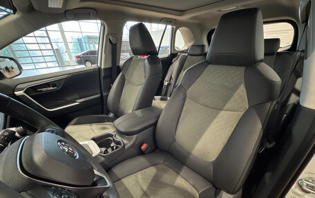 Toyota RAV4, 2025 год, 4 350 000 рублей, 26 фотография