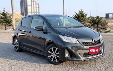Toyota Vitz, 2013 год, 780 000 рублей, 4 фотография