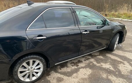 Toyota Camry, 2014 год, 1 570 000 рублей, 4 фотография