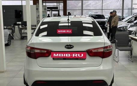 KIA Rio III рестайлинг, 2014 год, 629 900 рублей, 5 фотография