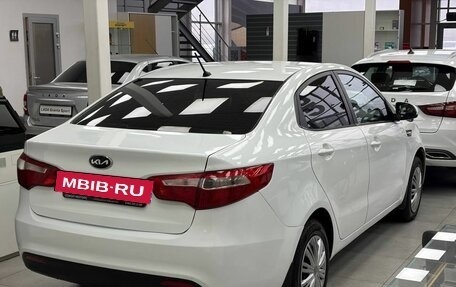 KIA Rio III рестайлинг, 2014 год, 629 900 рублей, 6 фотография