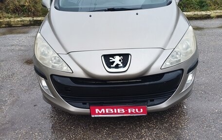 Peugeot 308 II, 2010 год, 1 200 000 рублей, 1 фотография