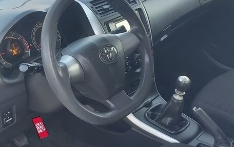 Toyota Corolla, 2011 год, 1 200 000 рублей, 11 фотография