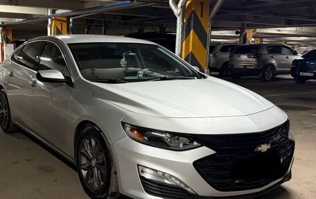 Chevrolet Malibu IX, 2020 год, 1 700 000 рублей, 4 фотография