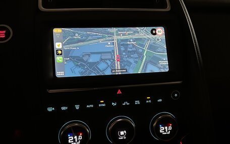 Jaguar E-Pace, 2018 год, 3 150 000 рублей, 9 фотография