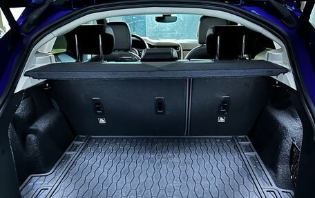 Jaguar E-Pace, 2018 год, 3 150 000 рублей, 13 фотография