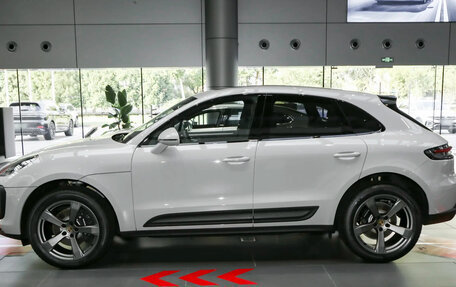 Porsche Macan I рестайлинг, 2025 год, 13 337 100 рублей, 22 фотография