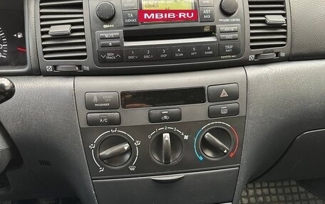 Toyota Corolla, 2005 год, 425 000 рублей, 4 фотография