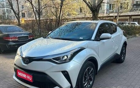 Toyota C-HR I рестайлинг, 2021 год, 1 785 000 рублей, 1 фотография
