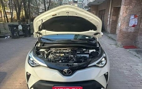 Toyota C-HR I рестайлинг, 2021 год, 1 785 000 рублей, 7 фотография