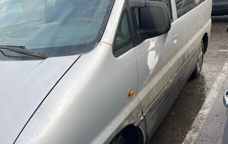 Hyundai Starex I рестайлинг, 2003 год, 320 000 рублей, 3 фотография