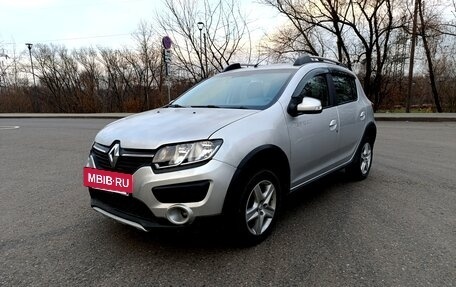 Renault Sandero II рестайлинг, 2017 год, 845 000 рублей, 2 фотография