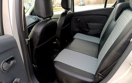 Renault Sandero II рестайлинг, 2017 год, 845 000 рублей, 11 фотография