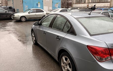 Chevrolet Cruze II, 2010 год, 350 000 рублей, 14 фотография