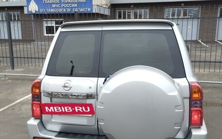 Nissan Patrol, 2005 год, 1 650 000 рублей, 2 фотография