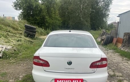 Skoda Superb III рестайлинг, 2010 год, 1 100 000 рублей, 19 фотография