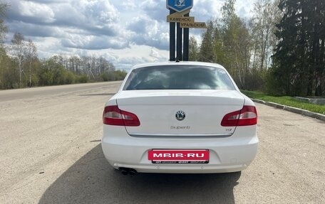 Skoda Superb III рестайлинг, 2010 год, 1 100 000 рублей, 39 фотография